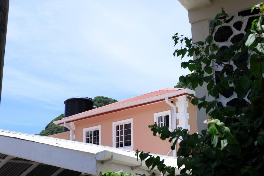 Maggie'S Inn Soufriere Luaran gambar