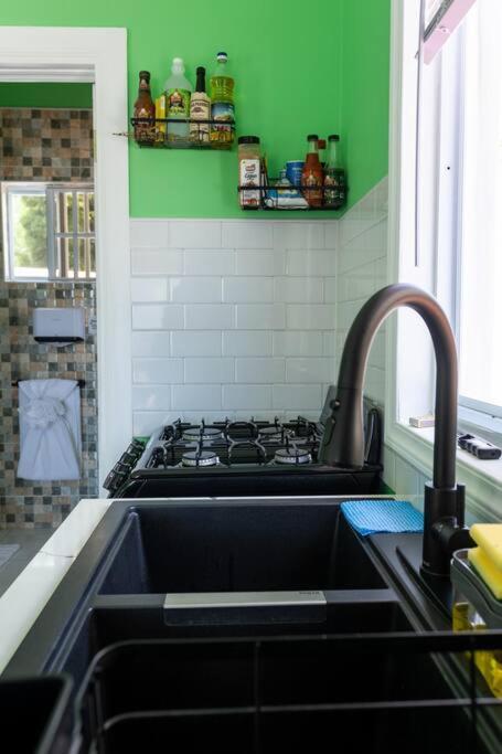 Maggie'S Inn Soufriere Luaran gambar