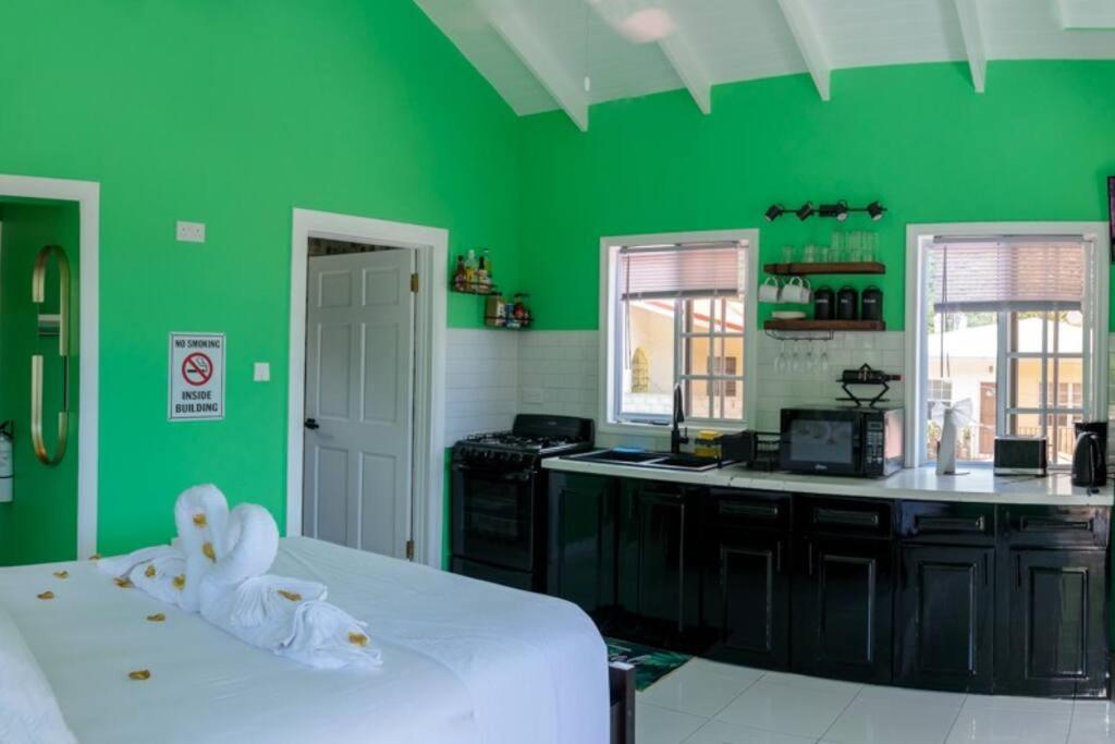Maggie'S Inn Soufriere Luaran gambar